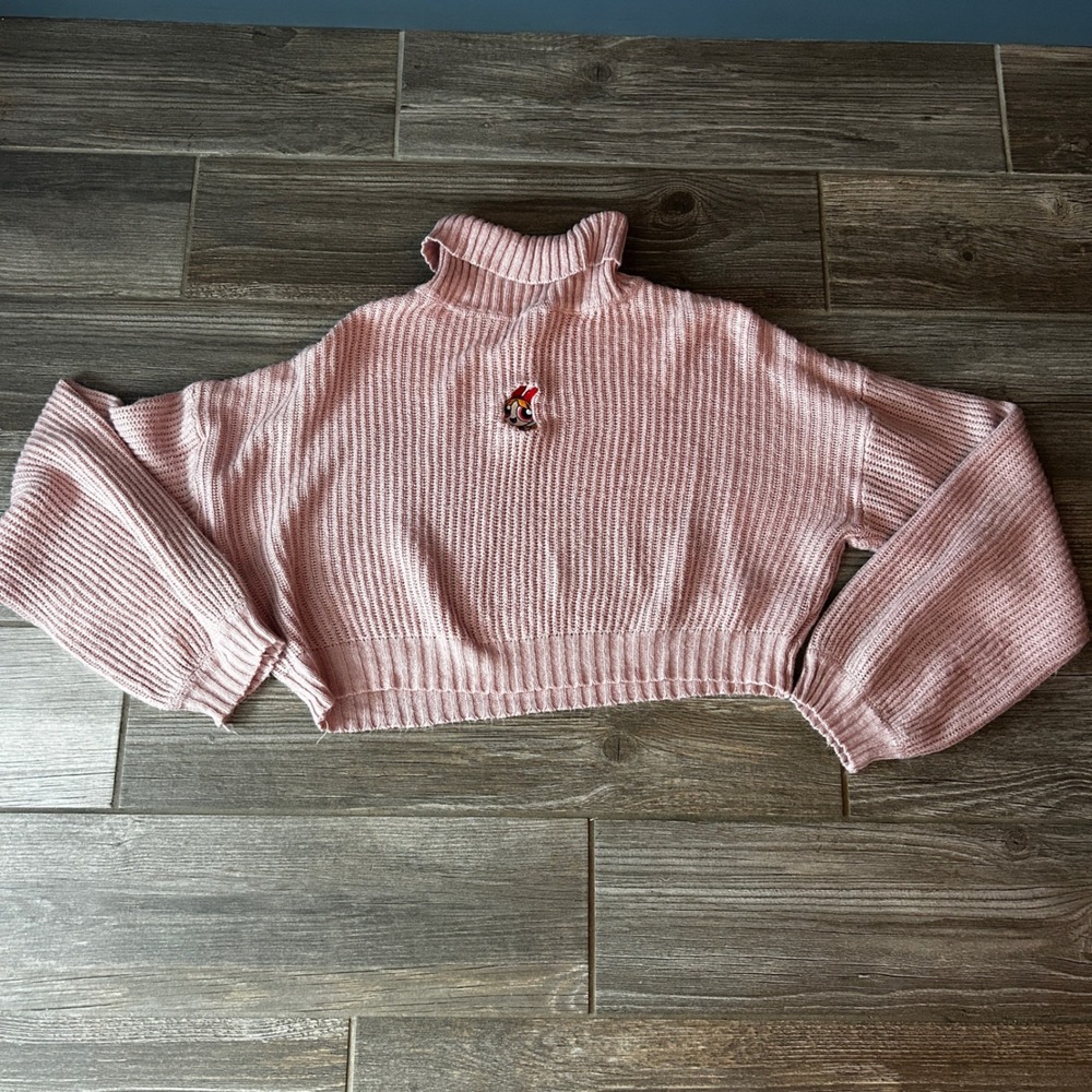 Pink Cropped Turtle Neck Sweater with Powerpuff Girls Blossom Embroidered Detail